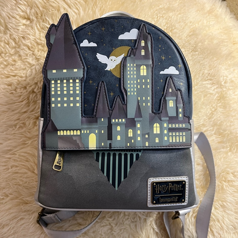 Loungefly Harry Potter Hogwarts Castle Mini Backpack